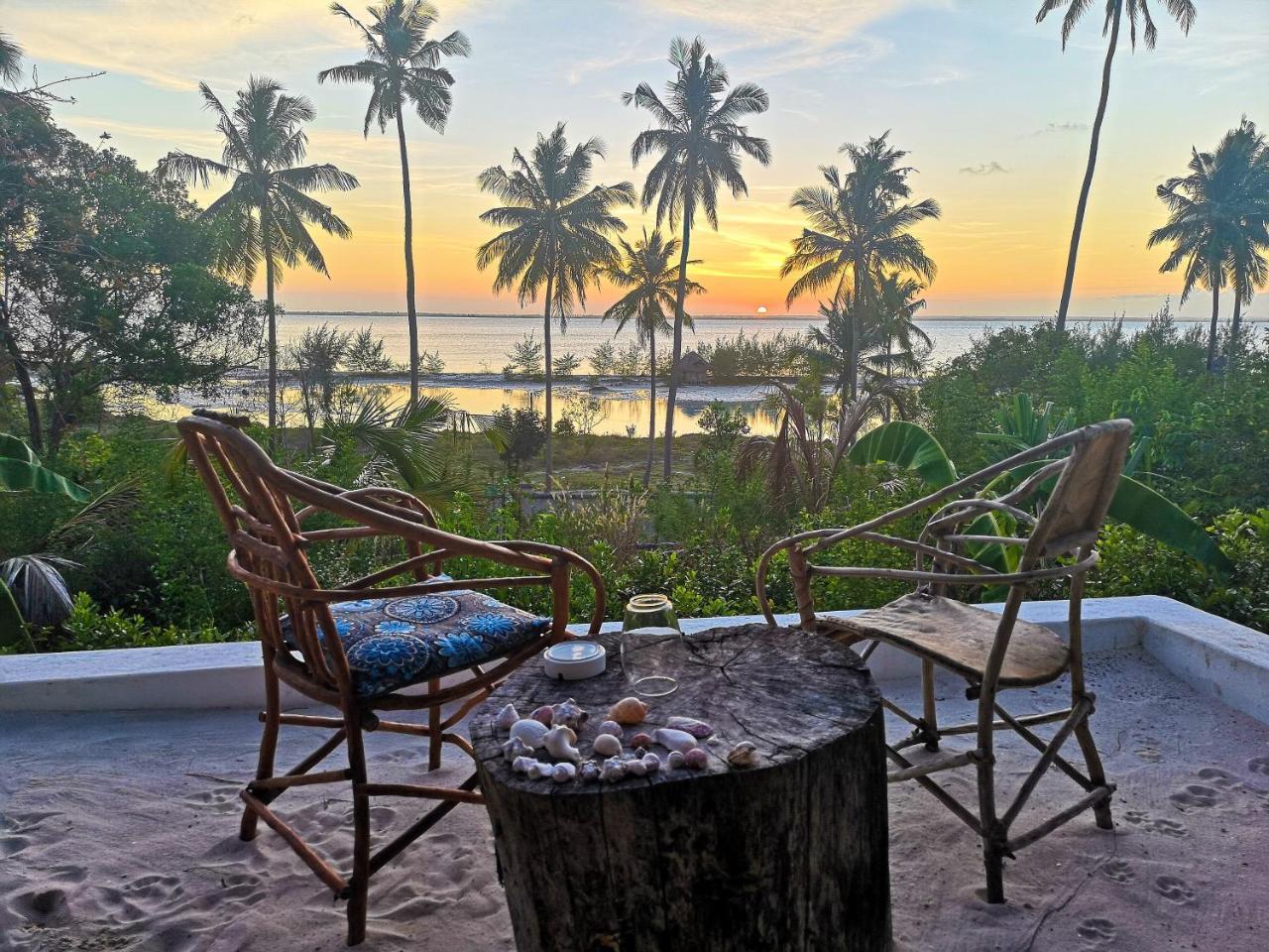 Hotel Kae Funk Zanzibar Michamvi Exterior foto